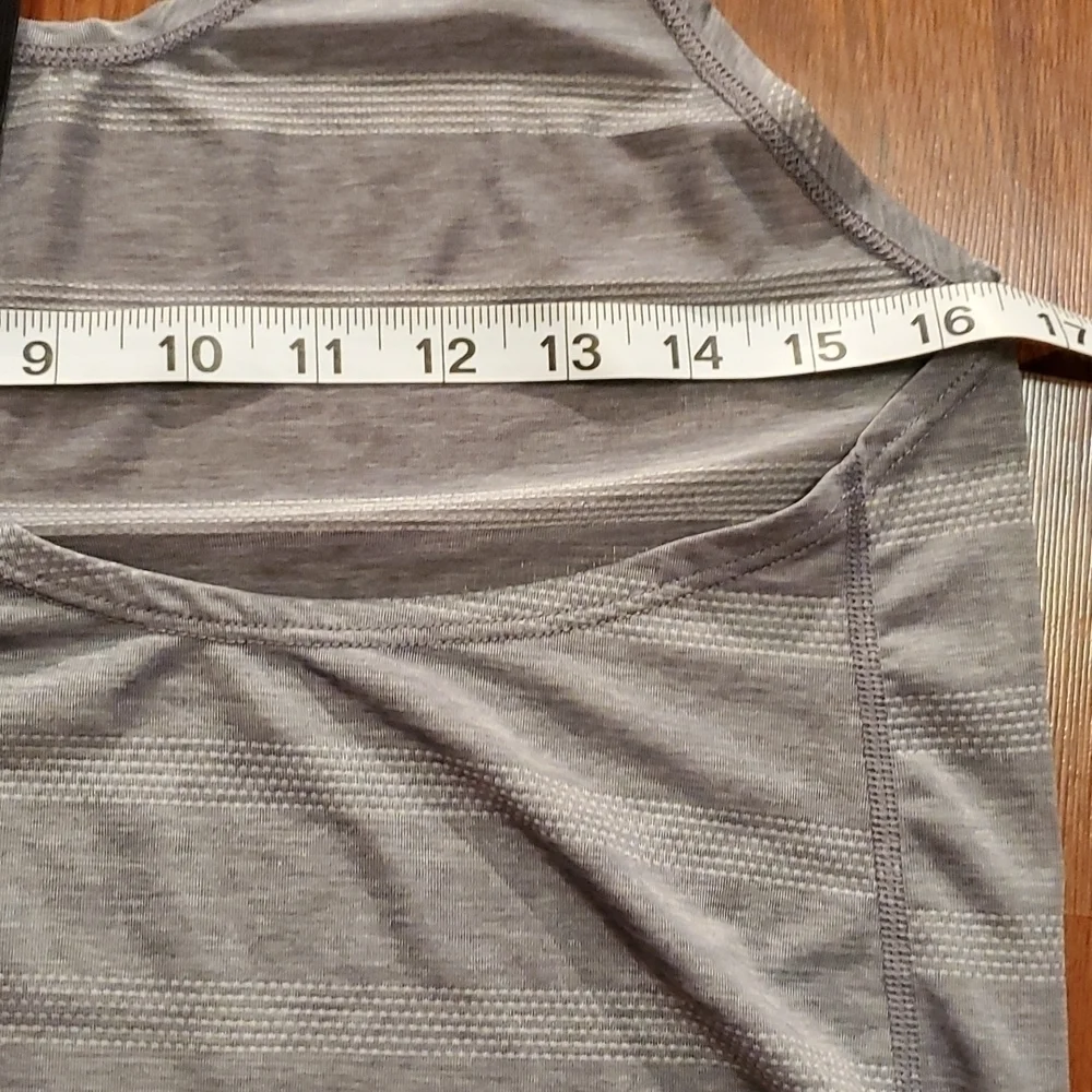 Nike Dri-Fit Tank Top Loose Small Gray